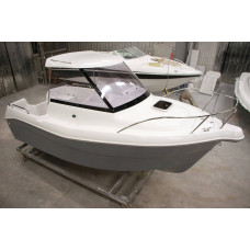 Barca Cortina 480 Pilothouse